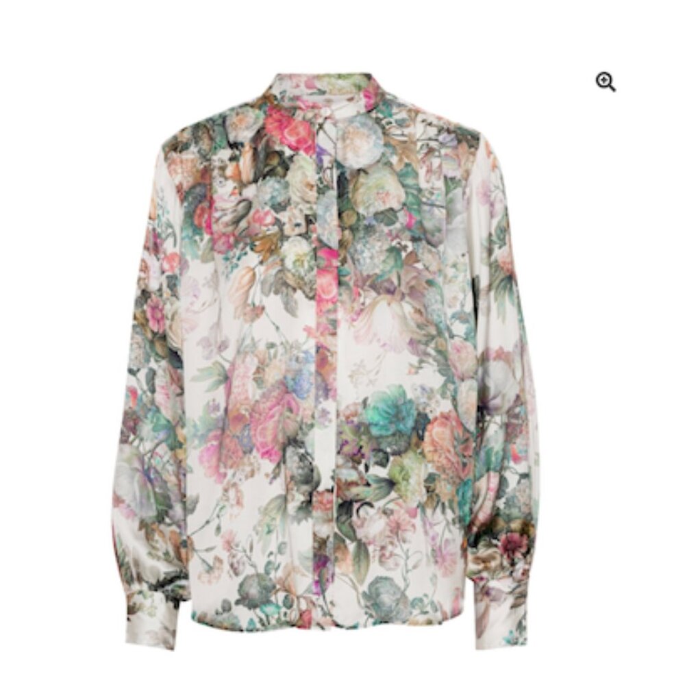 NWT!!  Karmamia Cornelia Shirt - White Eden (Soft Floral)